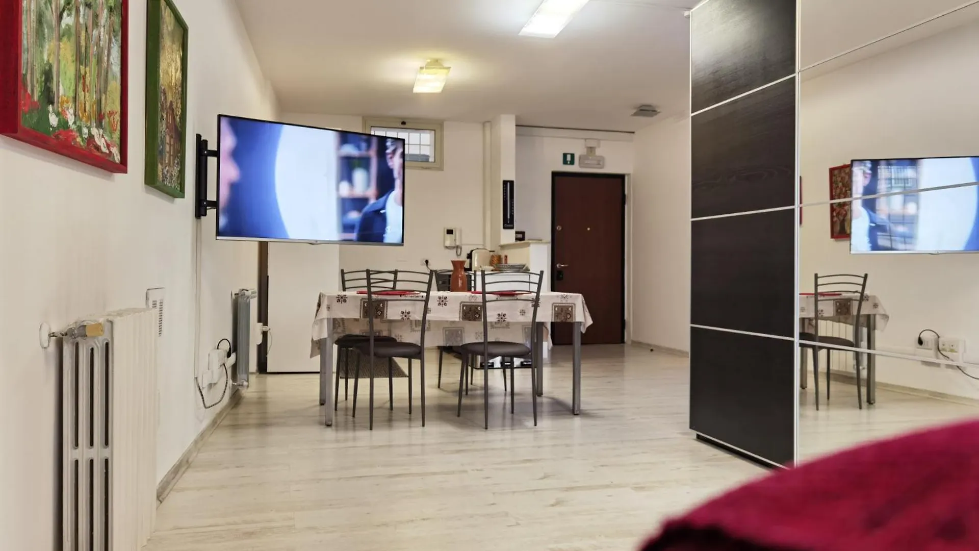 Ballarin Studio Apartment For Business Travels And Holidays Rom