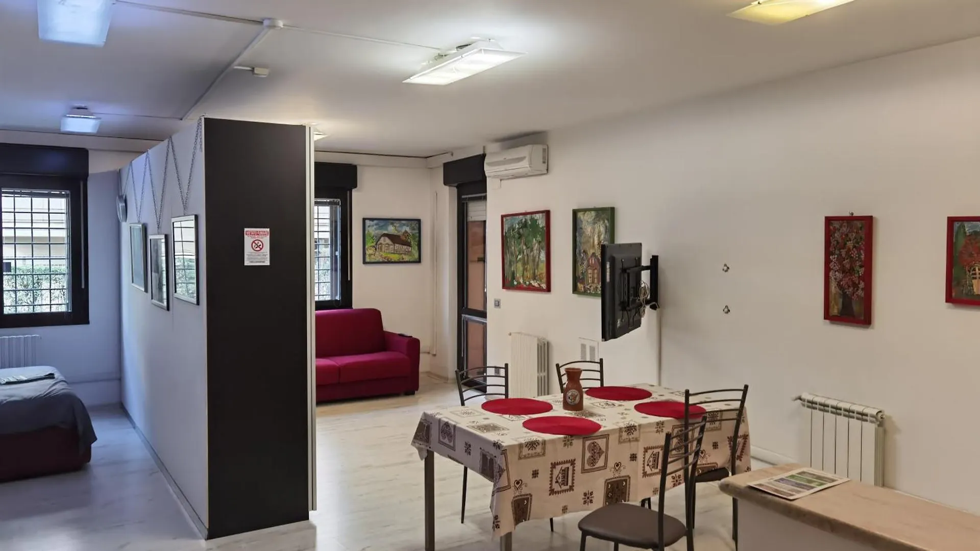 Ballarin Studio Apartment For Business Travels And Holidays Rom